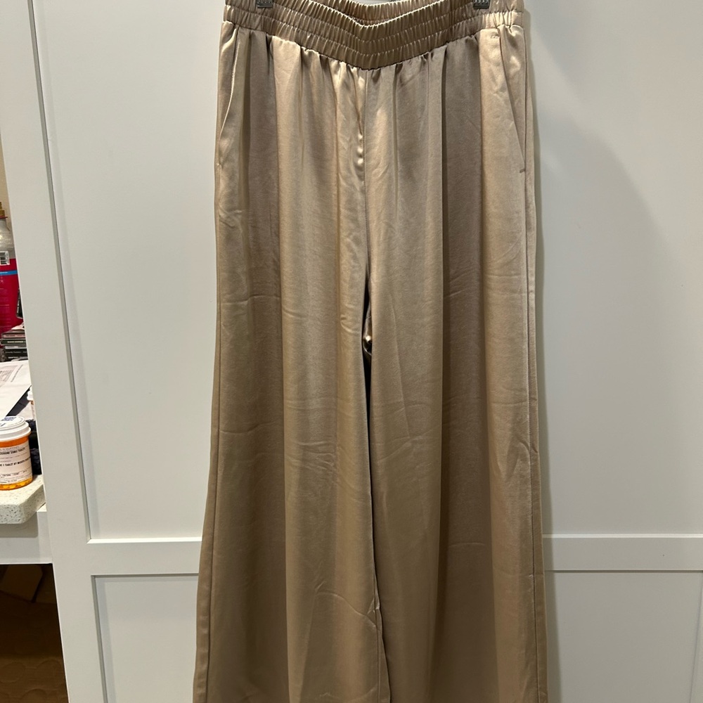 Peace Love World Metallic Taupe/ Tan Wide Leg Pants Size XS petite